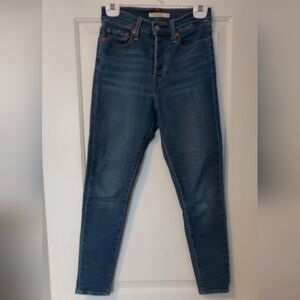 Levi's Wedgie Skinny Medium Wash Women's Jeans Size 26